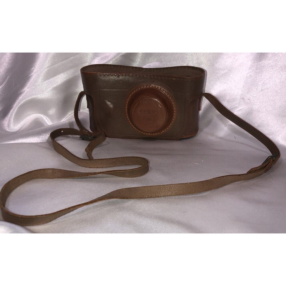 Vintage Argus Camera Case Top Grain Cowhide 7"x4"
